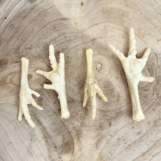 Chicken Feet Puffed 1kg - Wild Paws and Claws