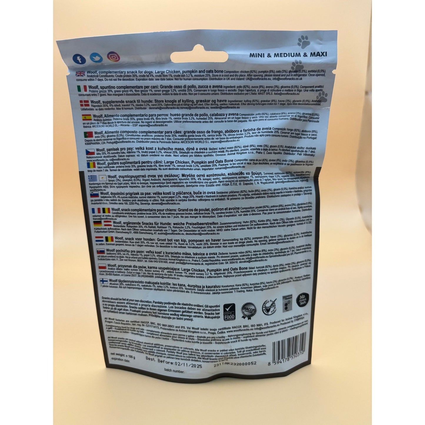 WOOLF CHICKEN AND PUMPKIN TREATS - Wild Paws and Claws